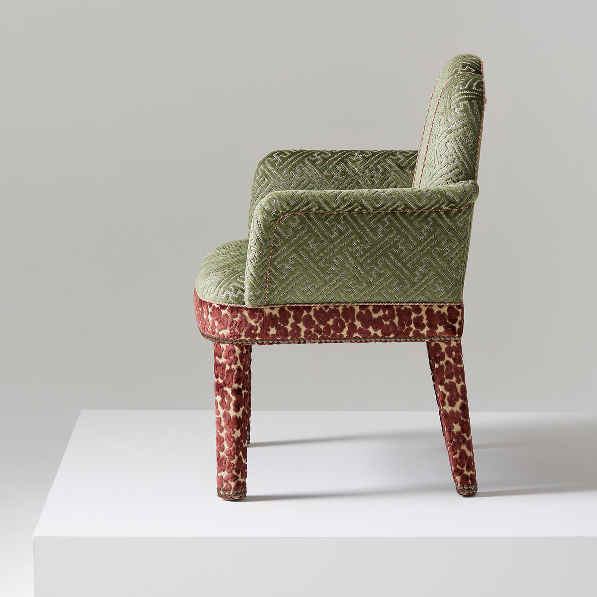 Abbas Carver - Leopard Garnet
