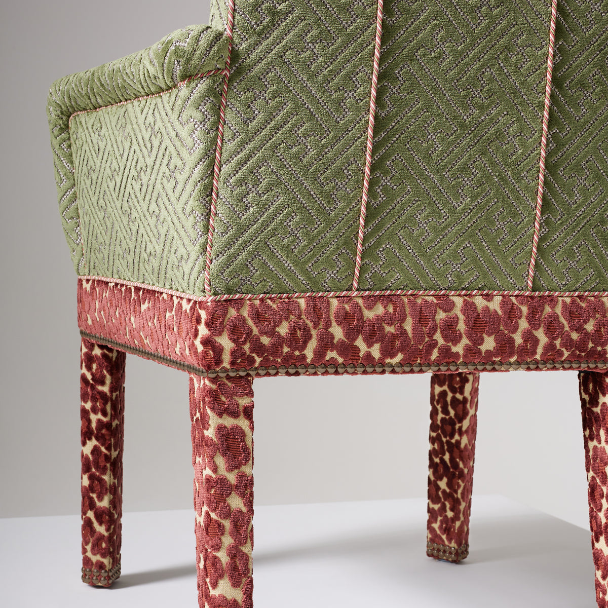 Abbas Carver - Leopard Garnet