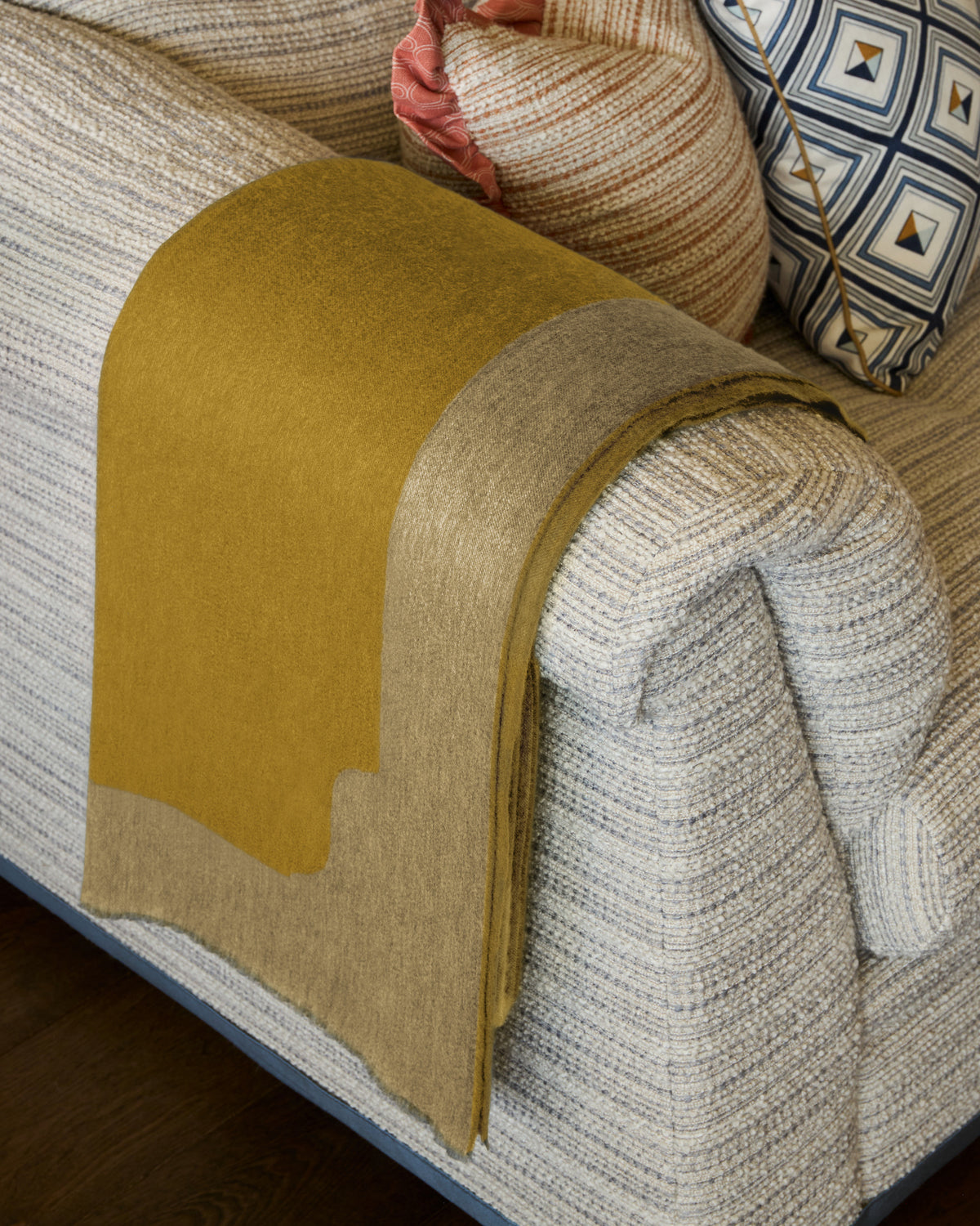 Anmore Cashmere Throw Blanket - Gold