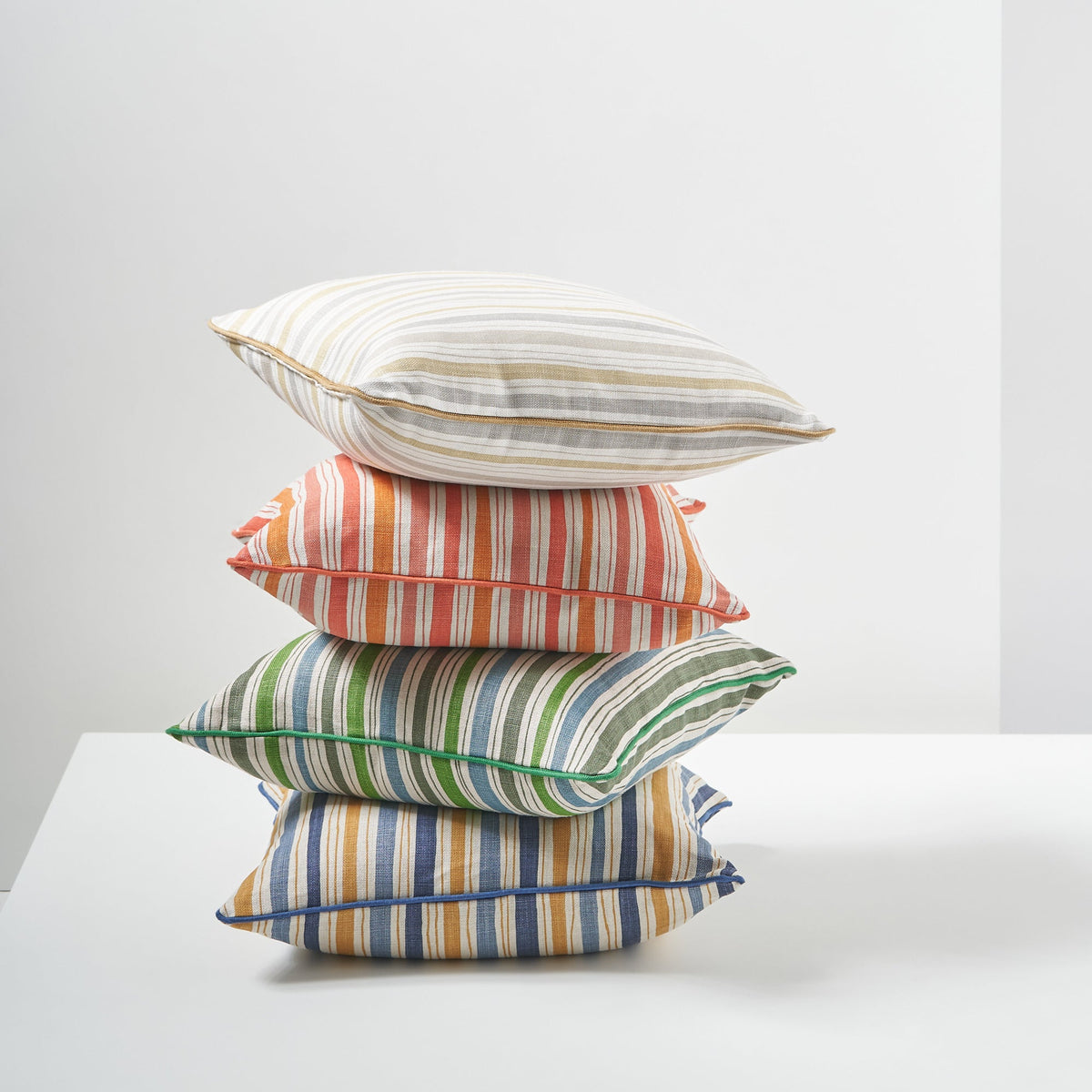 Boundary Cushion Smoke